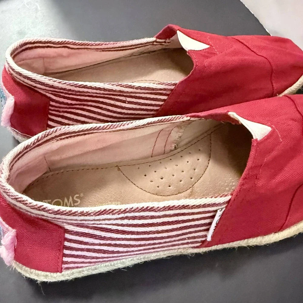TOMS Red Herringbone Canvas Espadrille Alpargata Flats Striped Heel Womens 7.5